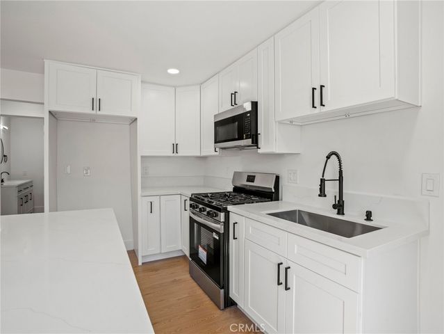 7121 Vine, Highland, CA 92346