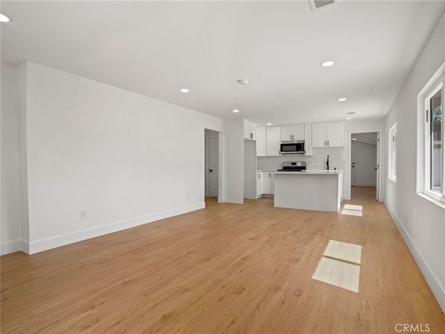 7121 Vine, Highland, CA 92346