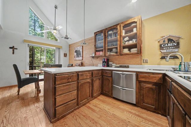27281 Barton Rd, Pioneer, CA 95666