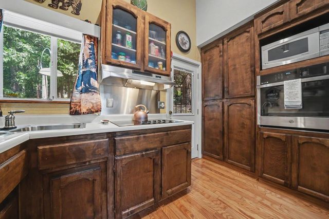 27281 Barton Rd, Pioneer, CA 95666
