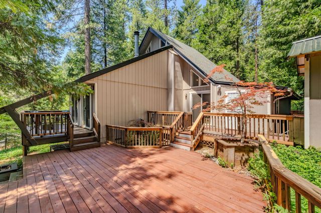 27281 Barton Rd, Pioneer, CA 95666