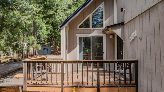 27281 Barton Rd, Pioneer, CA 95666