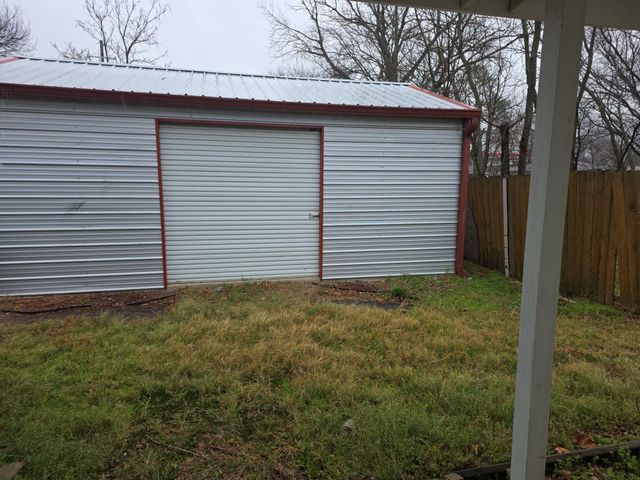 302 E Gertrude Street, Crandall, TX 75114