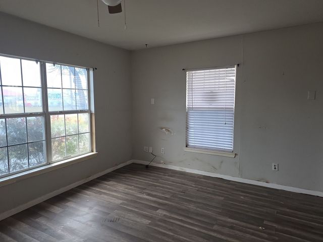 302 E Gertrude Street, Crandall, TX 75114