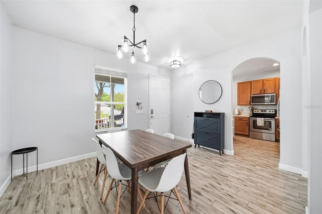 Image 2 of property listing at 14710 CLARKSON DRIVE, Orlando, FL 32828