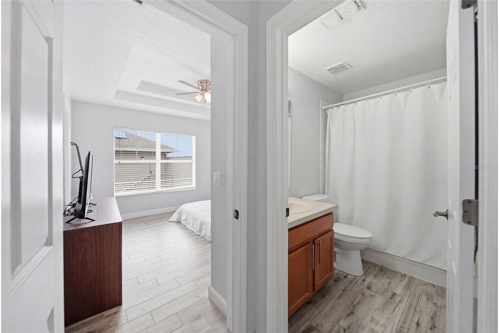 Image 18 of property listing at 14710 CLARKSON DRIVE, Orlando, FL 32828