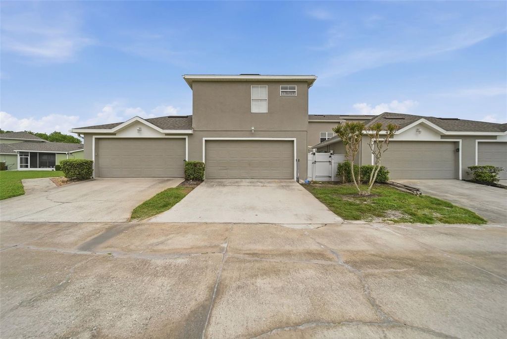 Image 28 of property listing at 14710 CLARKSON DRIVE, Orlando, FL 32828