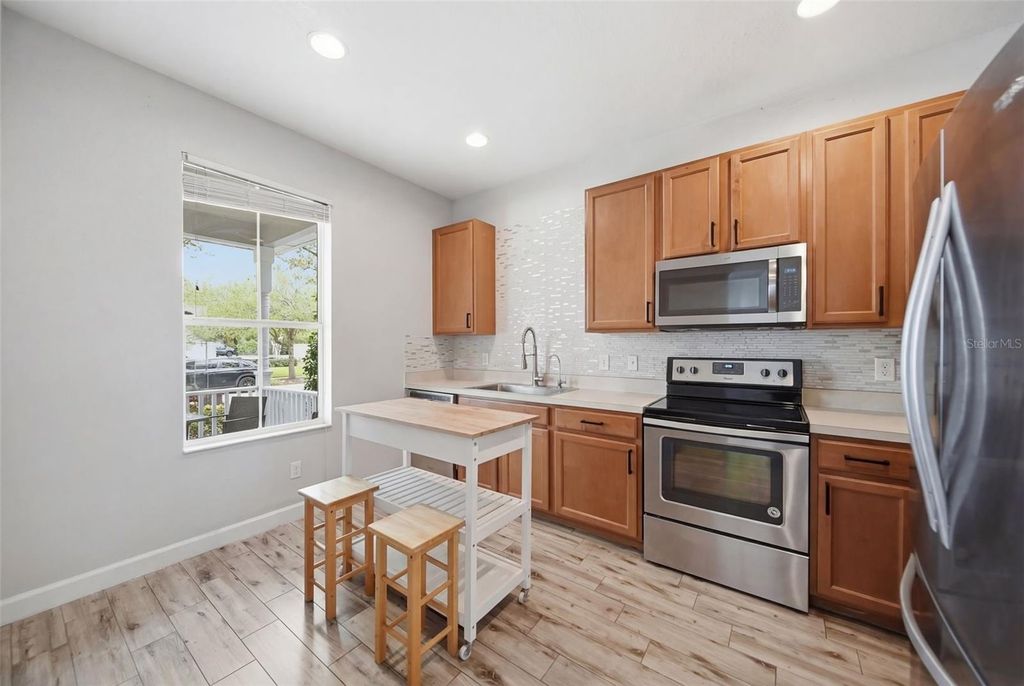 Image 7 of property listing at 14710 CLARKSON DRIVE, Orlando, FL 32828