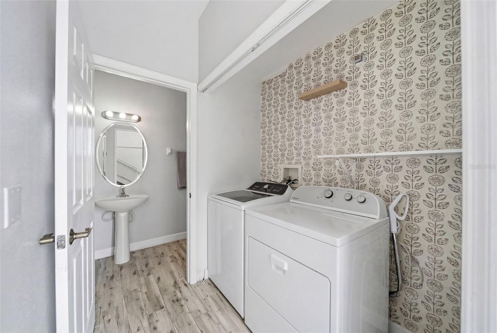 Image 10 of property listing at 14710 CLARKSON DRIVE, Orlando, FL 32828