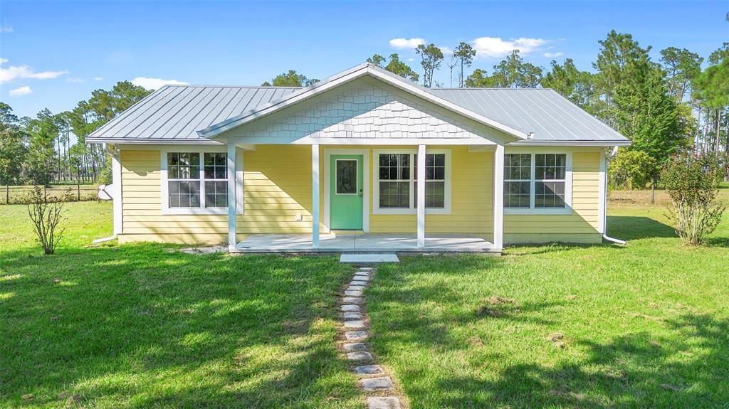 5717 US HIGHWAY 17, De Leon Springs, FL 32130