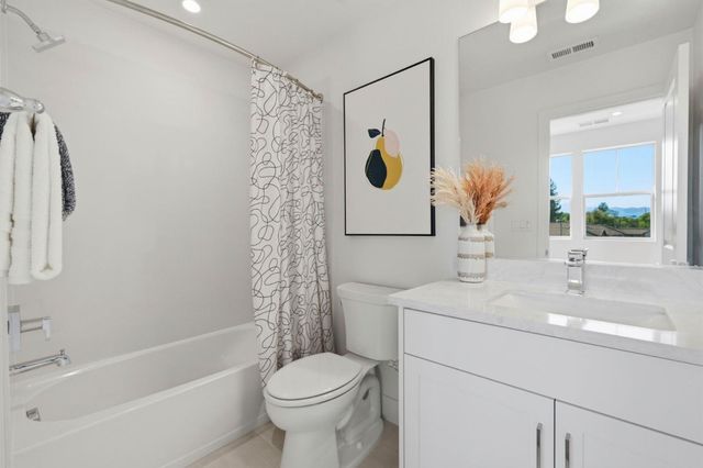 2739 Oak Road, Walnut Creek, CA 94597