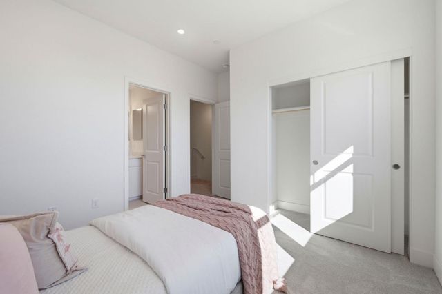 2739 Oak Road, Walnut Creek, CA 94597