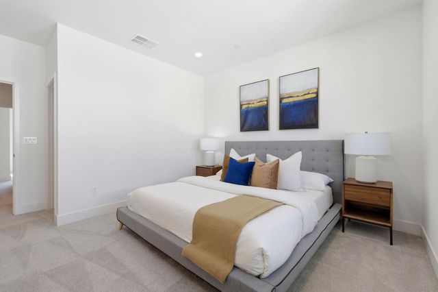 2739 Oak Road, Walnut Creek, CA 94597