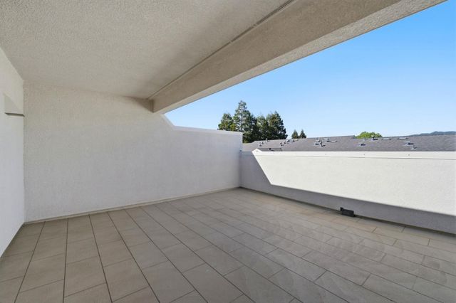 2739 Oak Road, Walnut Creek, CA 94597