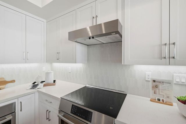 2739 Oak Road, Walnut Creek, CA 94597