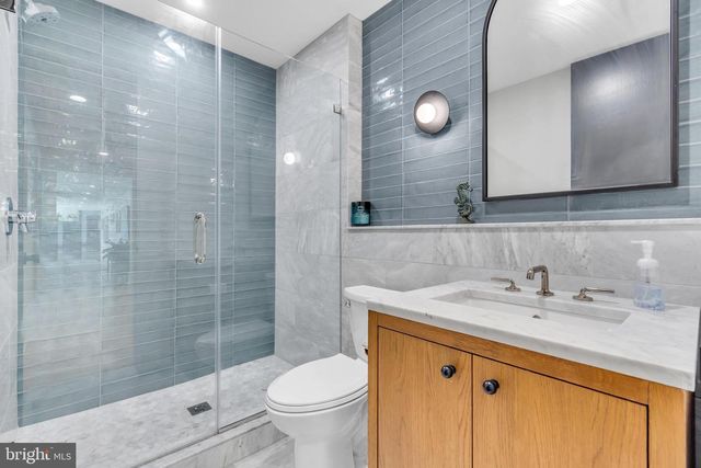 2 PURITAN CT, Princeton, NJ 08540