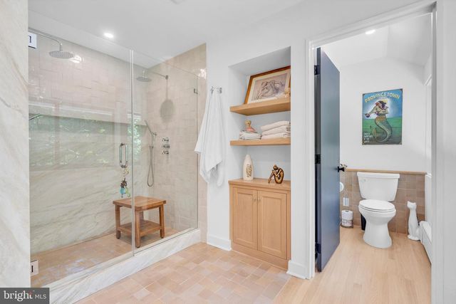 2 PURITAN CT, Princeton, NJ 08540