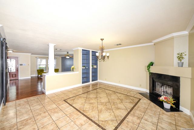 11803 Bridge Hampton, San Antonio, TX 78251
