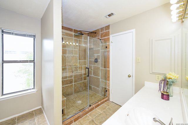 11803 Bridge Hampton, San Antonio, TX 78251