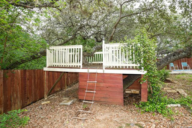 11803 Bridge Hampton, San Antonio, TX 78251