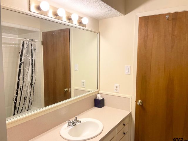 114 Briar Lane, Crockett, TX 75835