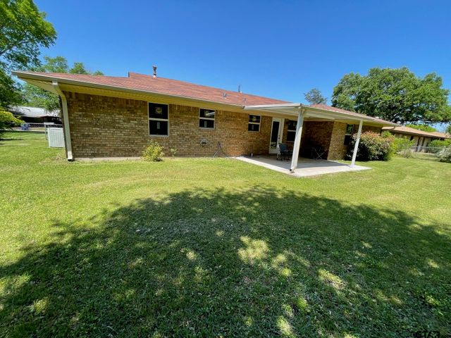 114 Briar Lane, Crockett, TX 75835