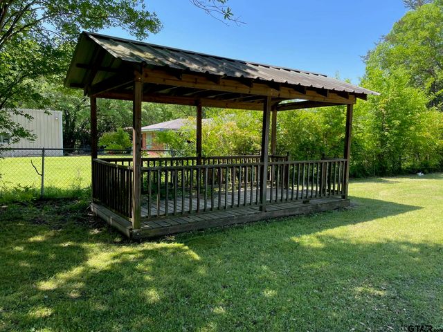 114 Briar Lane, Crockett, TX 75835