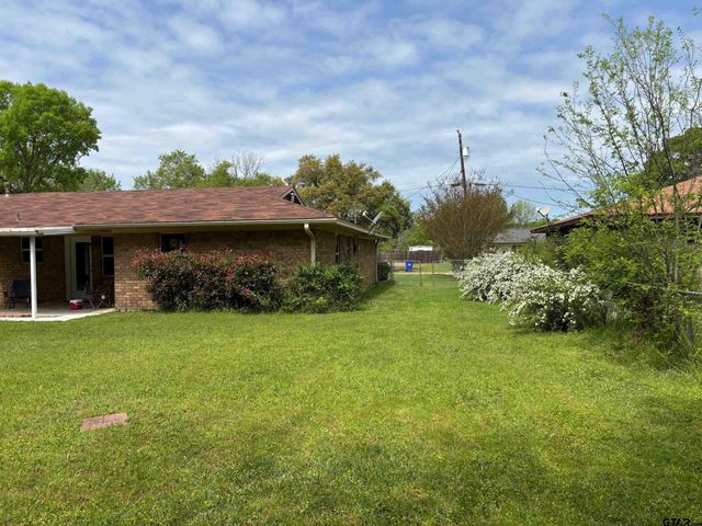 114 Briar Lane, Crockett, TX 75835