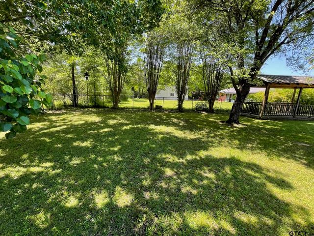 114 Briar Lane, Crockett, TX 75835