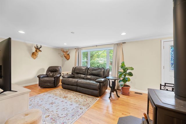 919 VT Route 100 South, Rochester, VT 05767