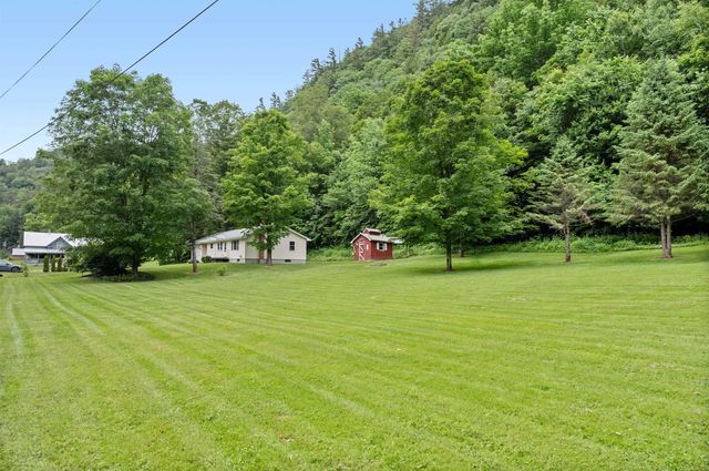 919 VT Route 100 South, Rochester, VT 05767