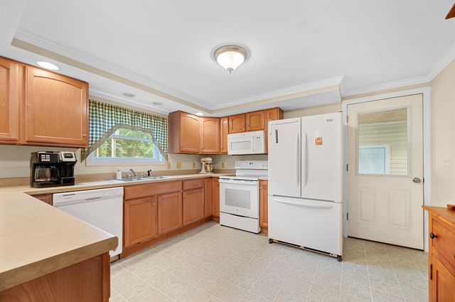 919 VT Route 100 South, Rochester, VT 05767
