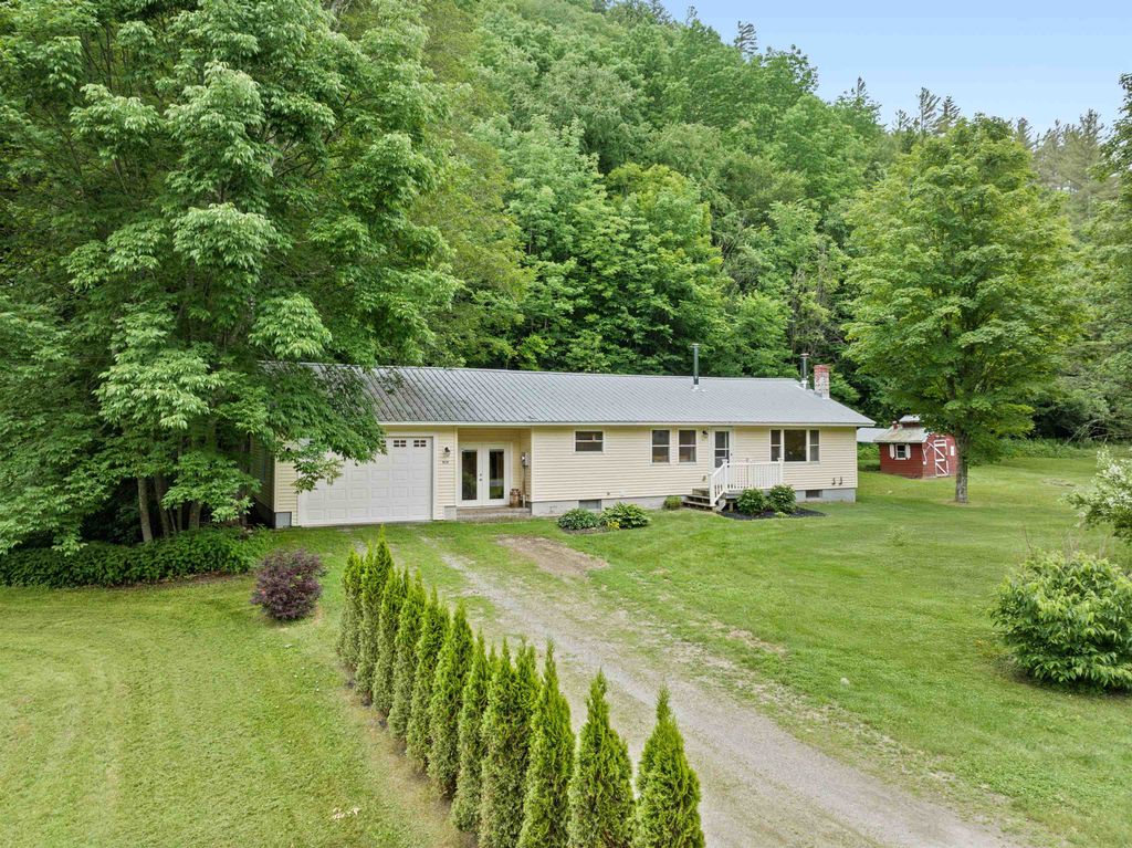 919 VT Route 100 South, Rochester, VT 05767