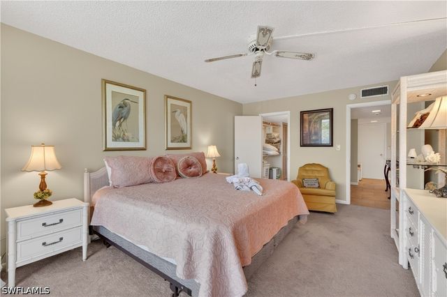 5 Bluebill AVE 201, Naples, FL 34108