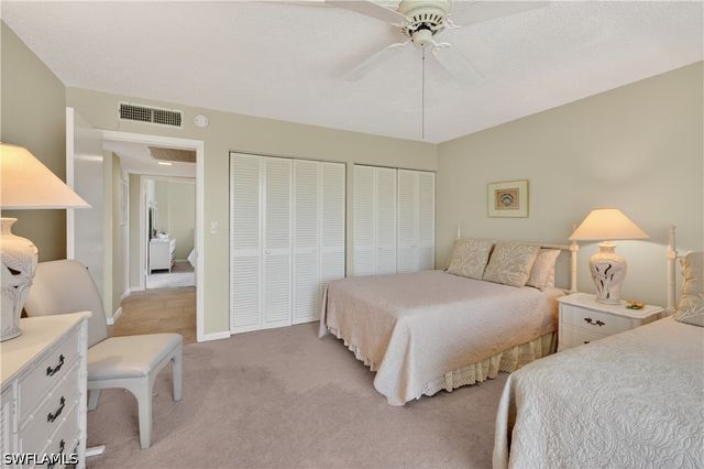 5 Bluebill AVE 201, Naples, FL 34108