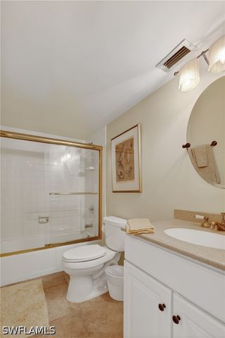 5 Bluebill AVE 201, Naples, FL 34108