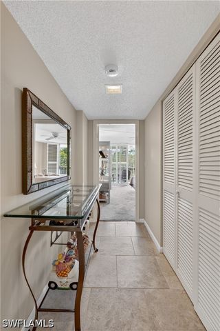 5 Bluebill AVE 201, Naples, FL 34108