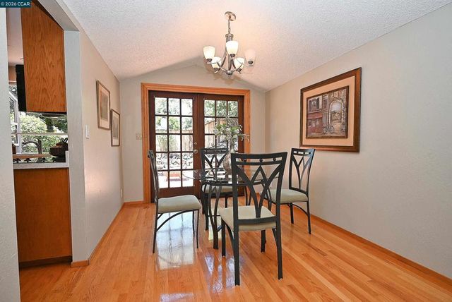 1543 Windwood Ct, Martinez, CA 94553