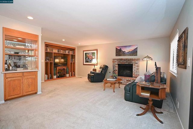 1543 Windwood Ct, Martinez, CA 94553