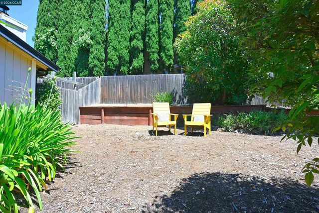 1543 Windwood Ct, Martinez, CA 94553