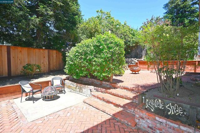 1543 Windwood Ct, Martinez, CA 94553