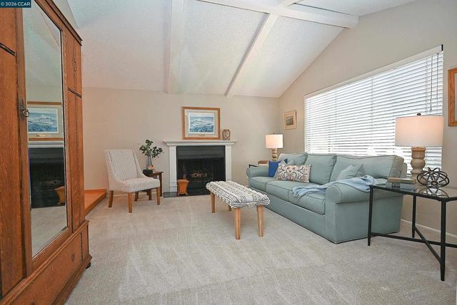 1543 Windwood Ct, Martinez, CA 94553