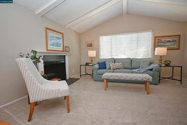 1543 Windwood Ct, Martinez, CA 94553