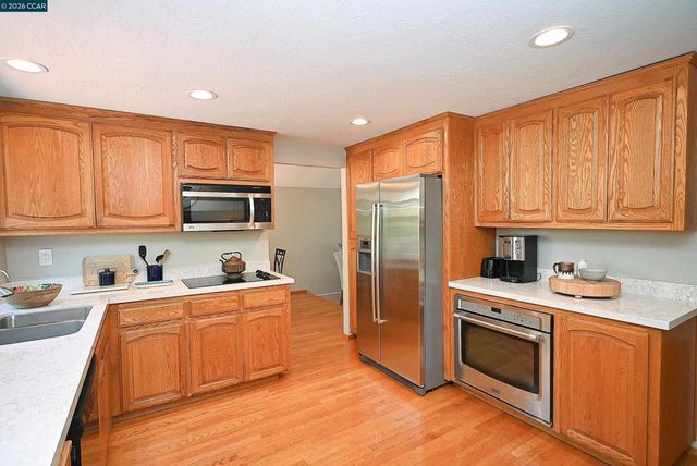 1543 Windwood Ct, Martinez, CA 94553