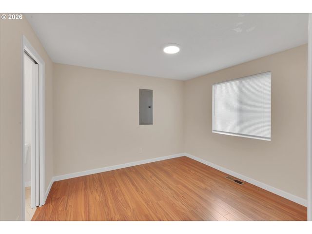 5046 Ne 7TH Ave, Portland, OR 97211