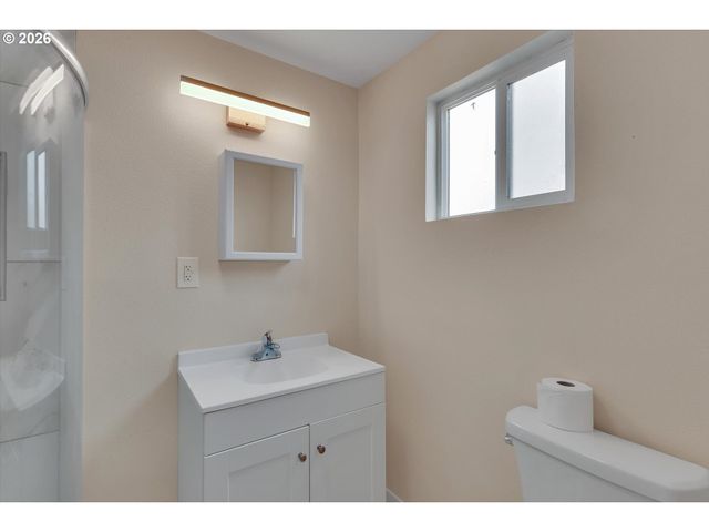 5046 Ne 7TH Ave, Portland, OR 97211