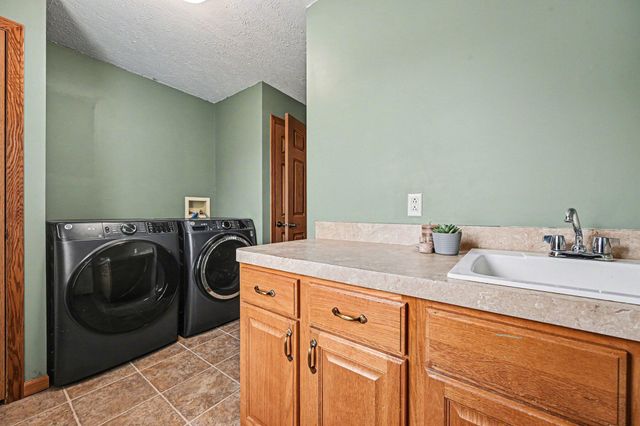 7776 Taylor Ridge Drive, Hope Twp, MI 49046