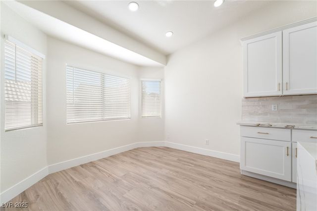 9205 Desert Village Avenue, Las Vegas, NV 89147