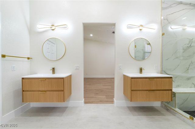 9205 Desert Village Avenue, Las Vegas, NV 89147