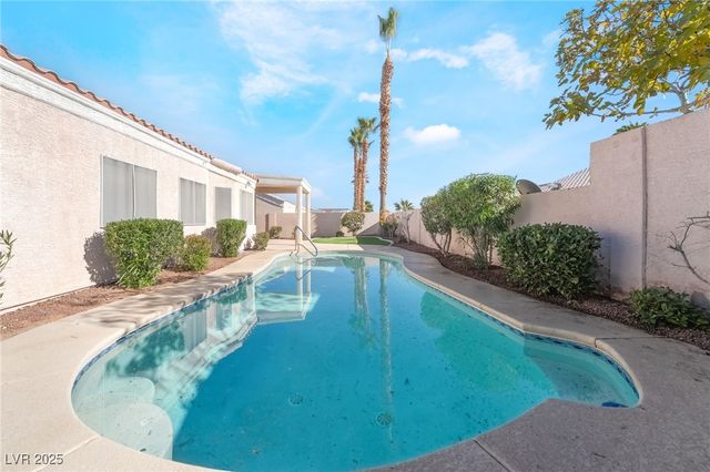 9205 Desert Village Avenue, Las Vegas, NV 89147